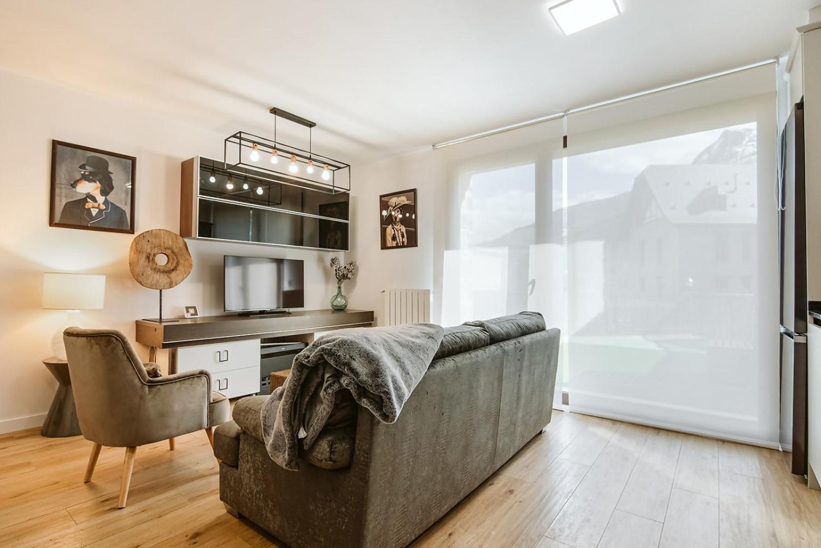 Casa Rosana Apartamento De Diseno Con Terraza Sallent de Gállego Exteriör bild