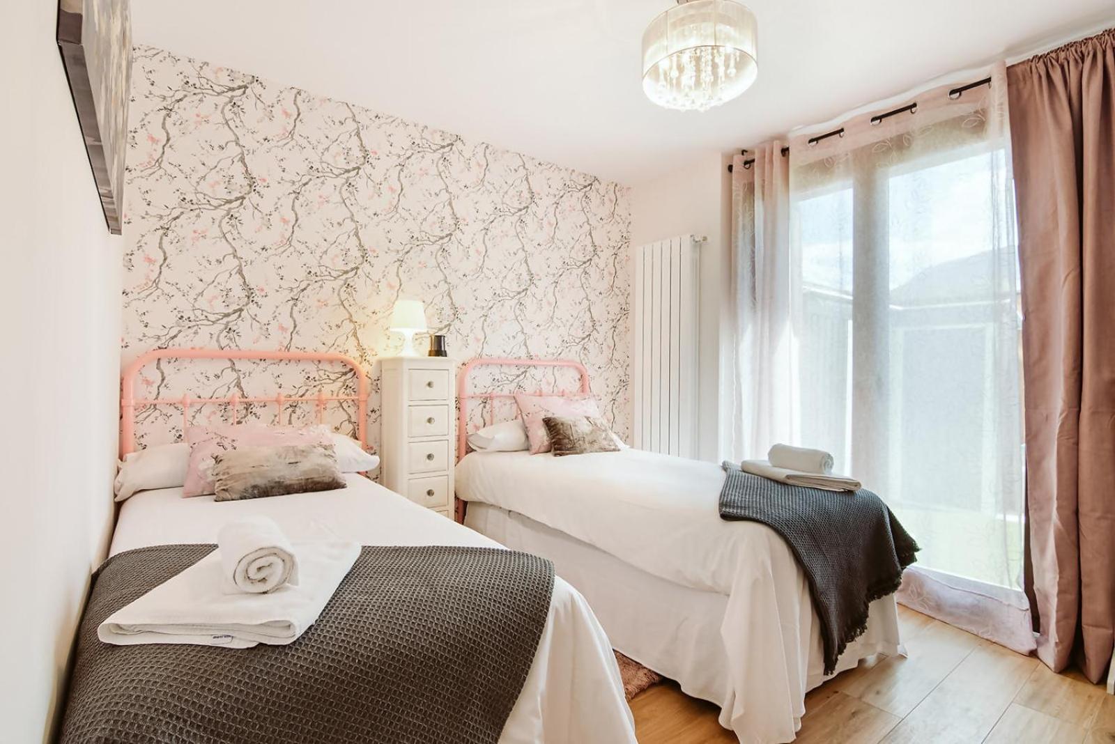 Casa Rosana Apartamento De Diseno Con Terraza Sallent de Gállego Exteriör bild